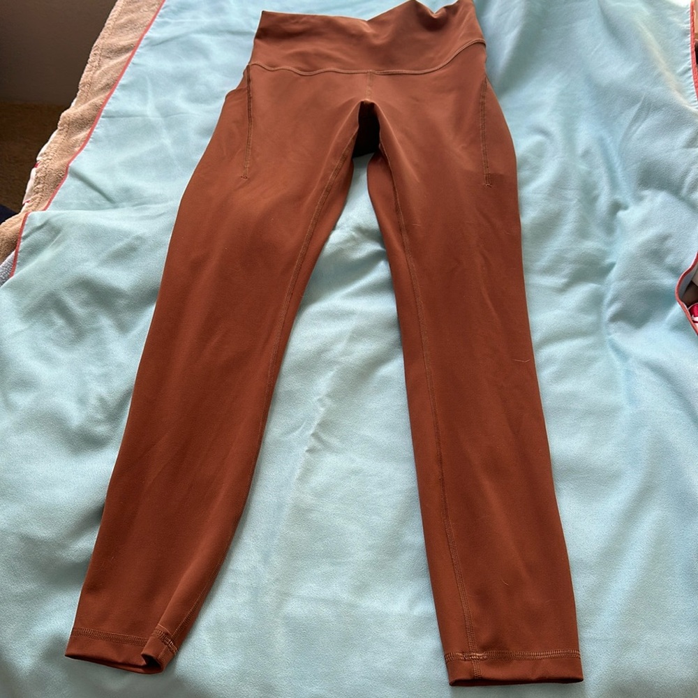 Lululemon wunder train 25” pockets size 6